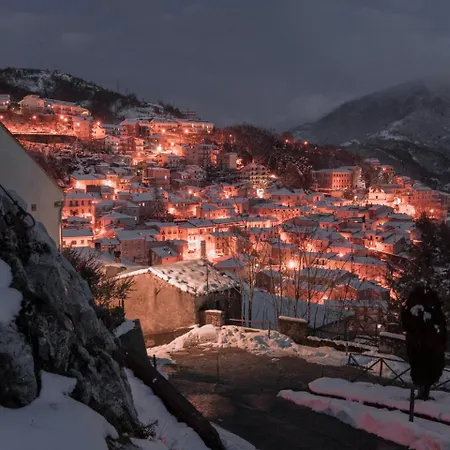 Alojamento de Turismo Rural Azienda Agrituristica La Casetta Del Pollino Mormanno