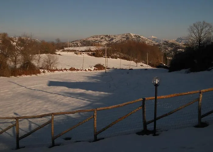 Alojamento de Turismo Rural Azienda Agrituristica La Casetta Del Pollino *