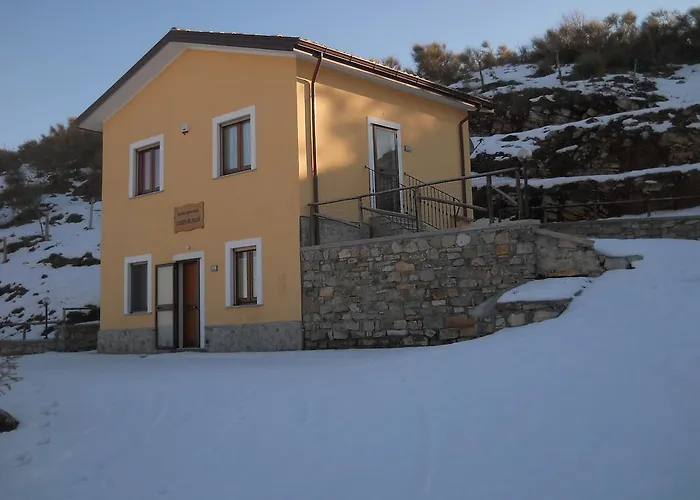 Alojamento de Turismo Rural Azienda Agrituristica La Casetta Del Pollino *