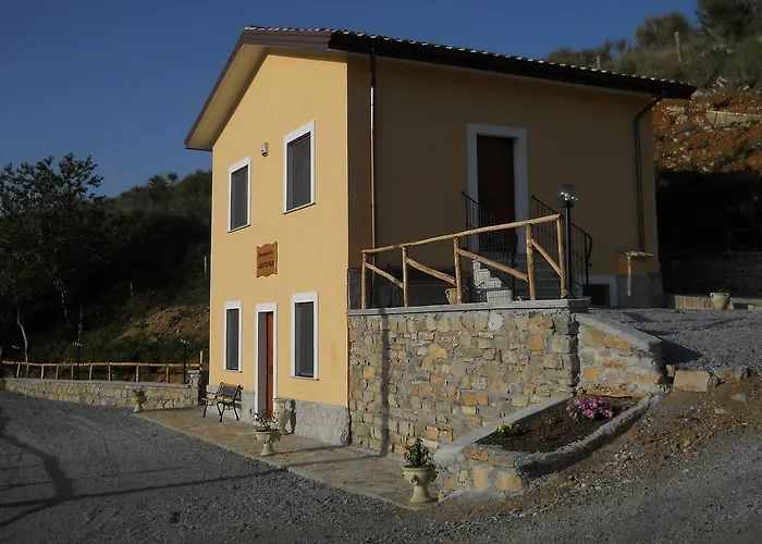 בית חווה Azienda Agrituristica La Casetta Del Pollino *